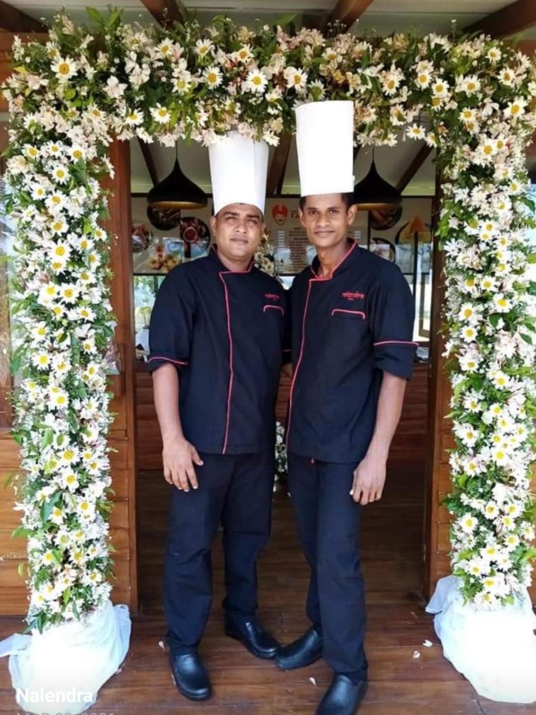 Nalendra Villa - Oceanfront Hikkaduwa Esterno foto