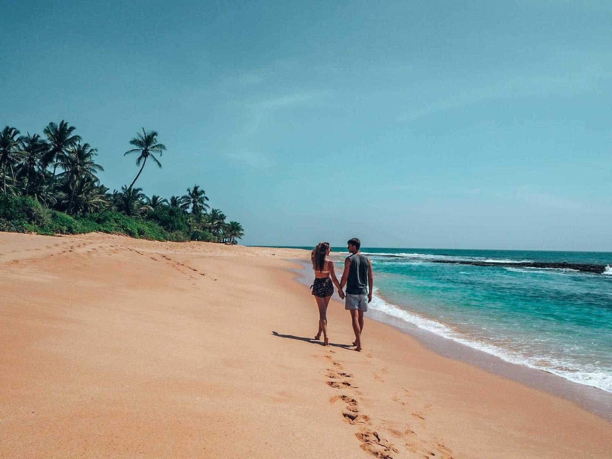 Nalendra Villa - Oceanfront Hikkaduwa Esterno foto