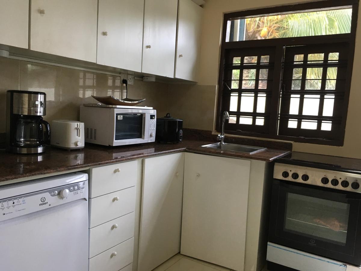 Nalendra Villa - Oceanfront Hikkaduwa Esterno foto
